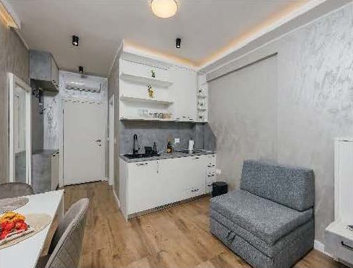 Via Mare Apartments — photo 11