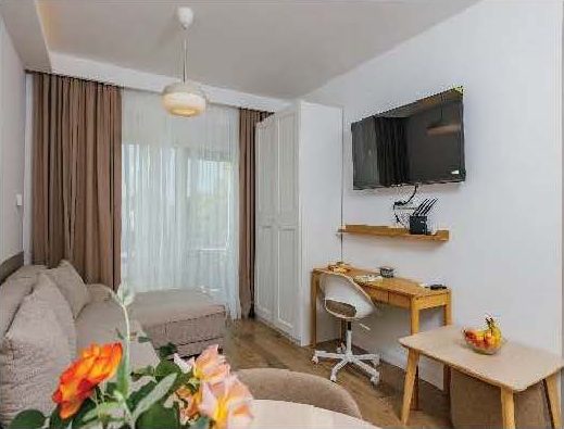 Via Mare Apartments — photo 17