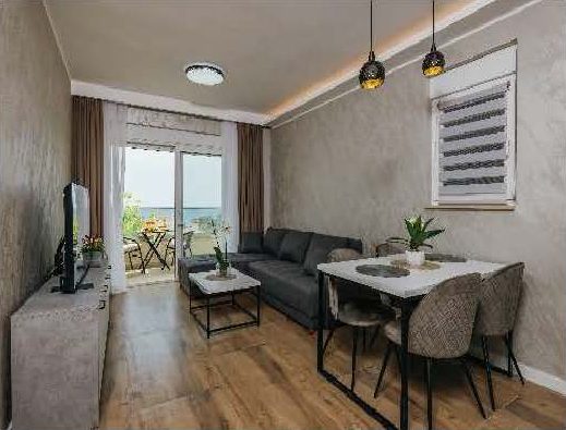 Via Mare Apartments — photo 23